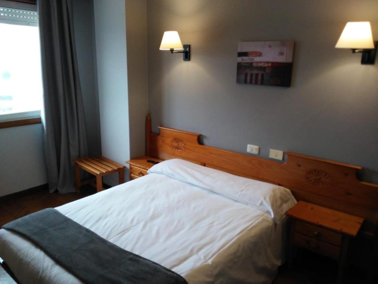 Hostal San Telmo Tui Extérieur photo